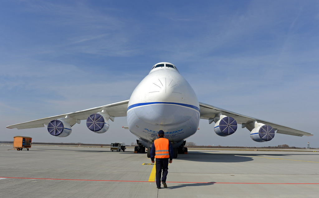 Antonov An-124 - 392 tonnes