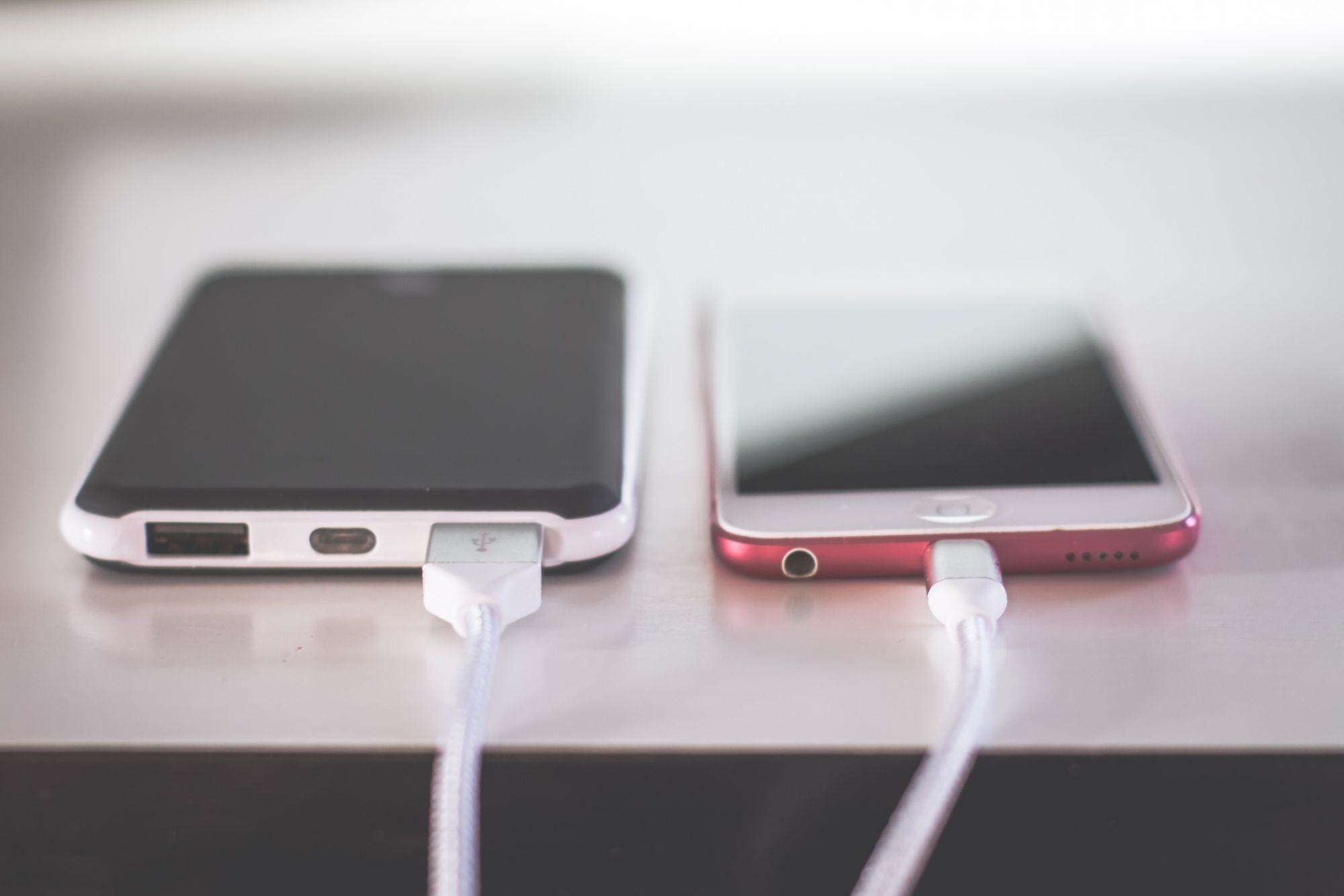 Batterie-portative-pour-cellulaire