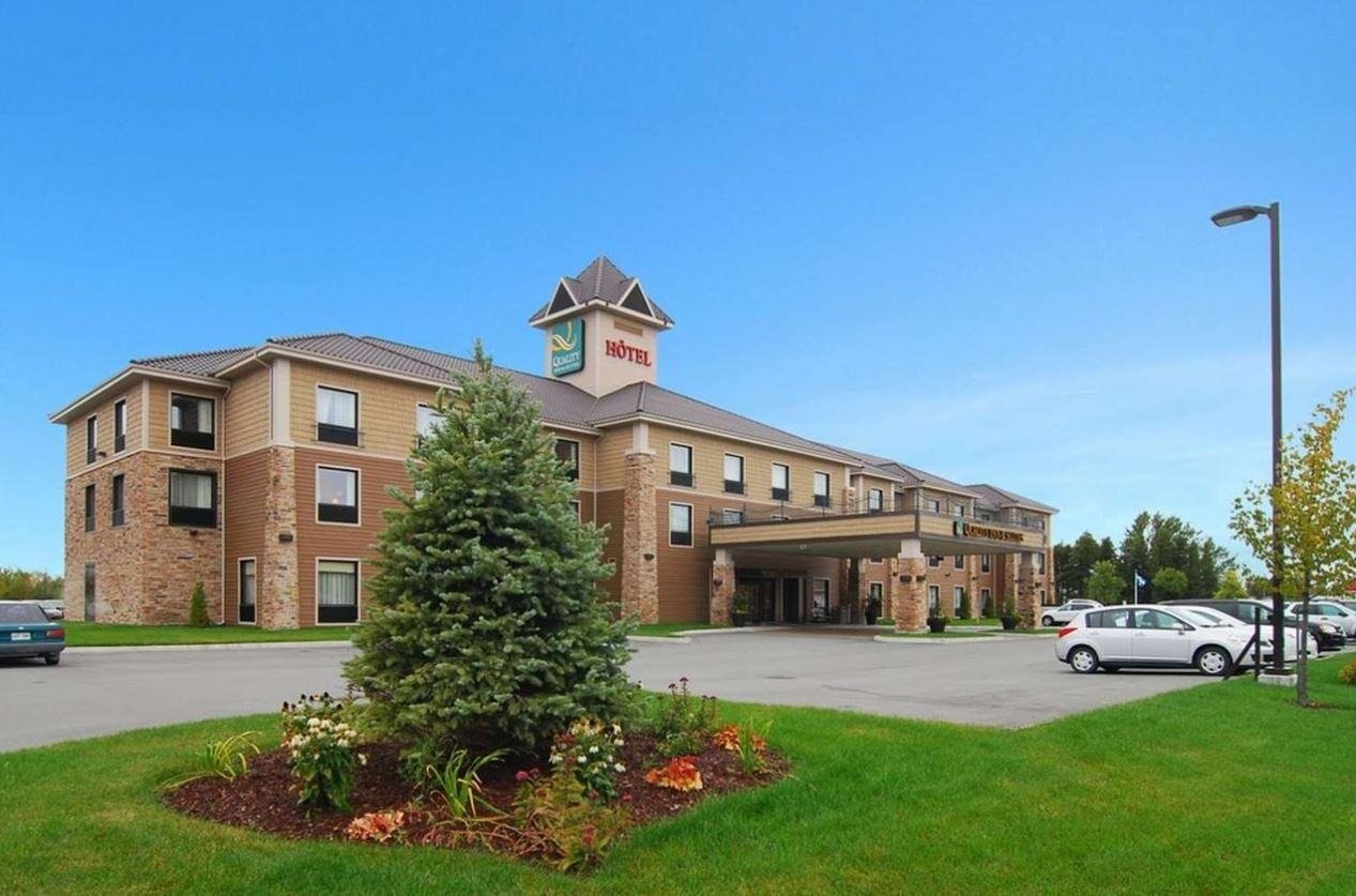 quality-inn-val-dor-hotel